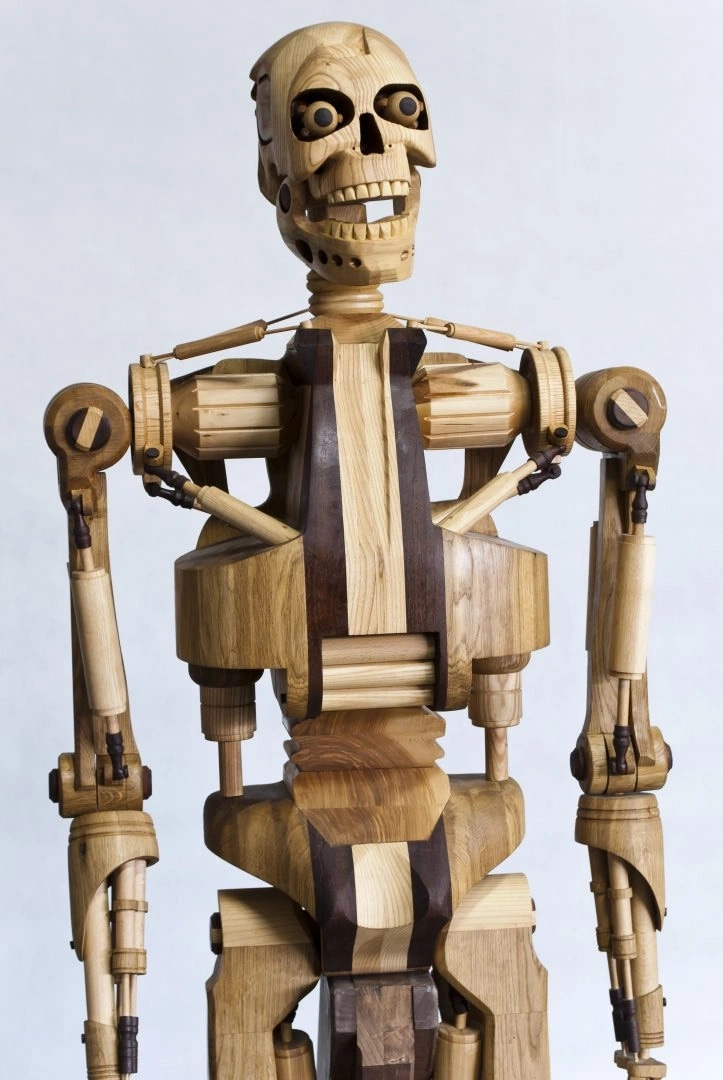 drewniany robot